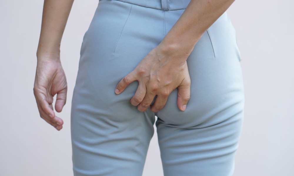 Sakarya'da Makat Çatlağı Tedavisi